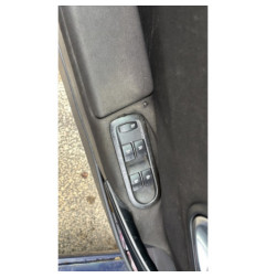 Custode arriere droit (porte) RENAULT MEGANE 2