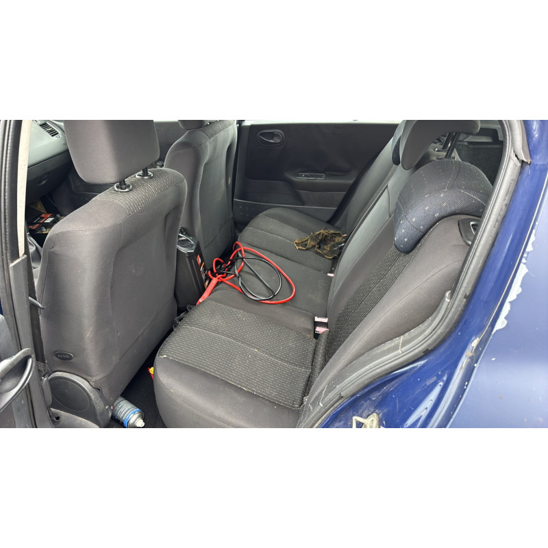 Custode arriere droit (porte) RENAULT MEGANE 2 Photo n°15