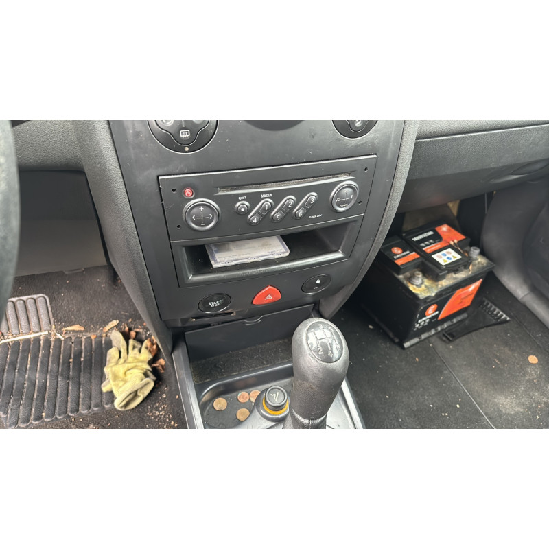 Custode arriere droit (porte) RENAULT MEGANE 2 Photo n°20