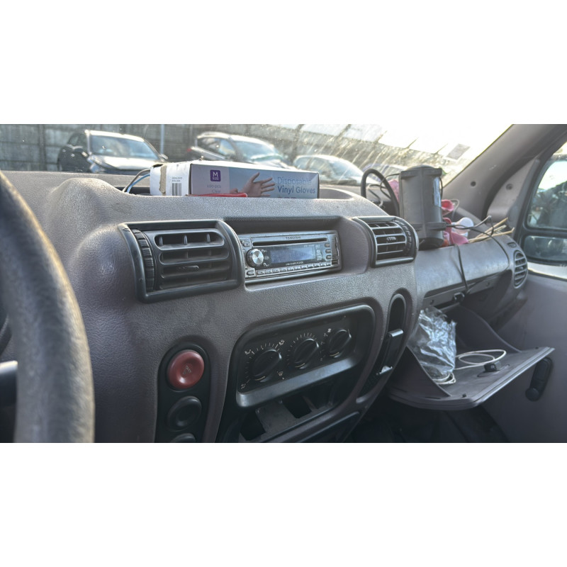 Optique avant secondaire droit (feux)(clignotant) RENAULT MASTER 2 Photo n°18
