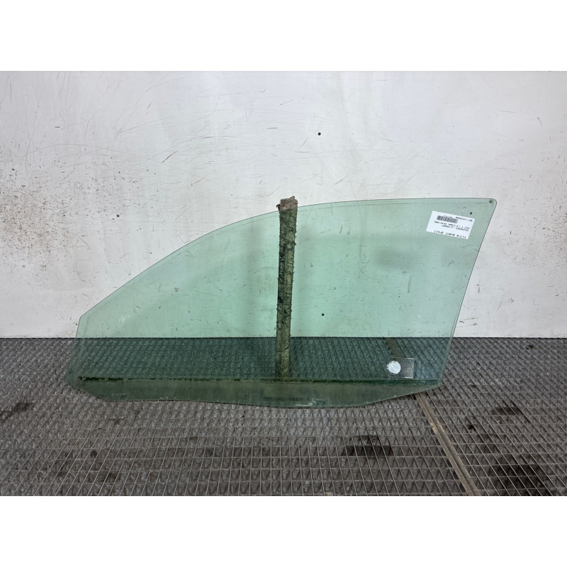 Vitre avant droit VOLKSWAGEN GOLF 4 Photo n°3