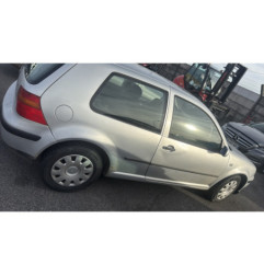 Vitre avant droit VOLKSWAGEN GOLF 4