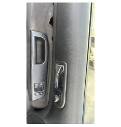 Vitre avant droit VOLKSWAGEN GOLF 4