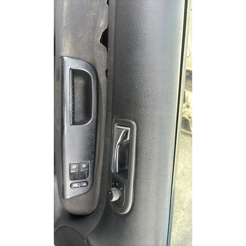 Vitre avant droit VOLKSWAGEN GOLF 4 Photo n°14