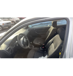 Vitre avant droit VOLKSWAGEN GOLF 4