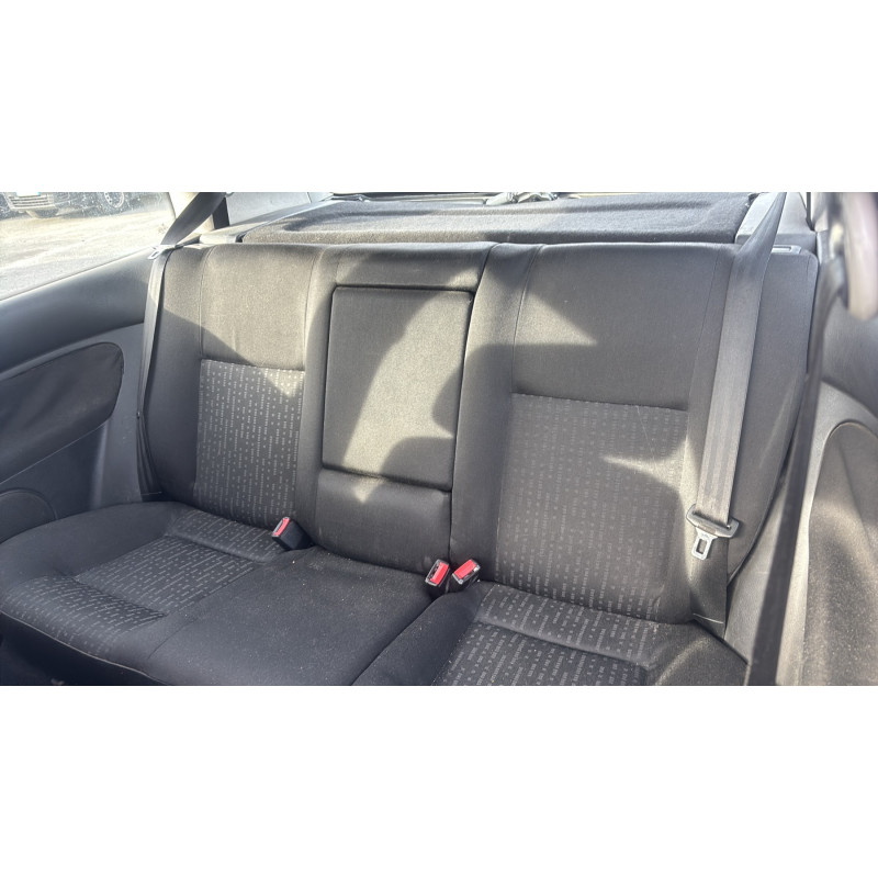 Vitre avant droit VOLKSWAGEN GOLF 4 Photo n°20