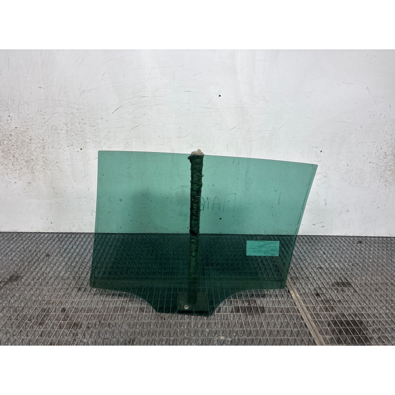 Vitre arriere droit VOLKSWAGEN GOLF 7 Photo n°3