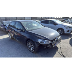 Attache ceinture avant droit VOLKSWAGEN GOLF 7