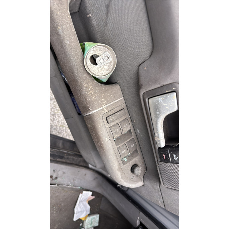 Interrupteur de leve vitre avant gauche AUDI A2 Photo n°15