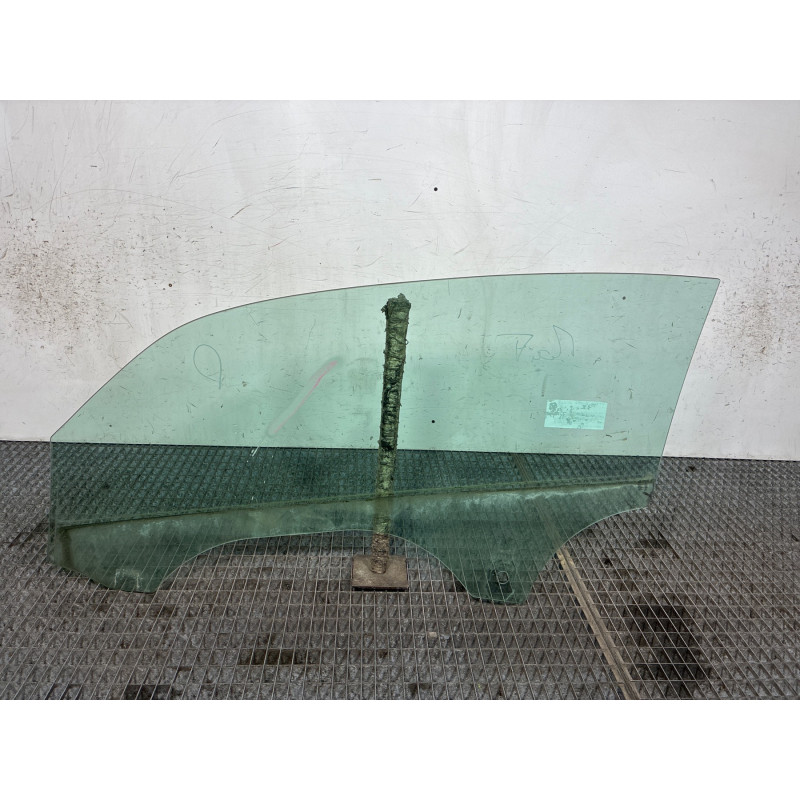 Vitre avant droit VOLKSWAGEN BEETLE 2 Photo n°1