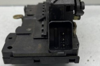 Serrure arriere droit FORD FOCUS 1