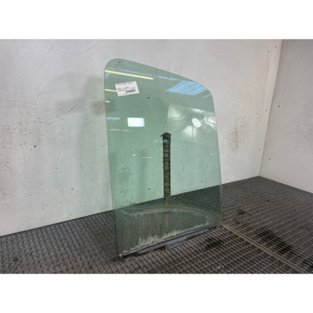 Vitre avant droit RENAULT MASTER 2 Photo n°1