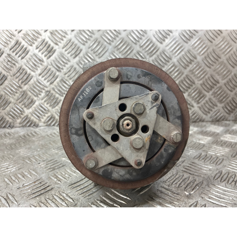 Compresseur clim CITROEN C3 2 Photo n°5