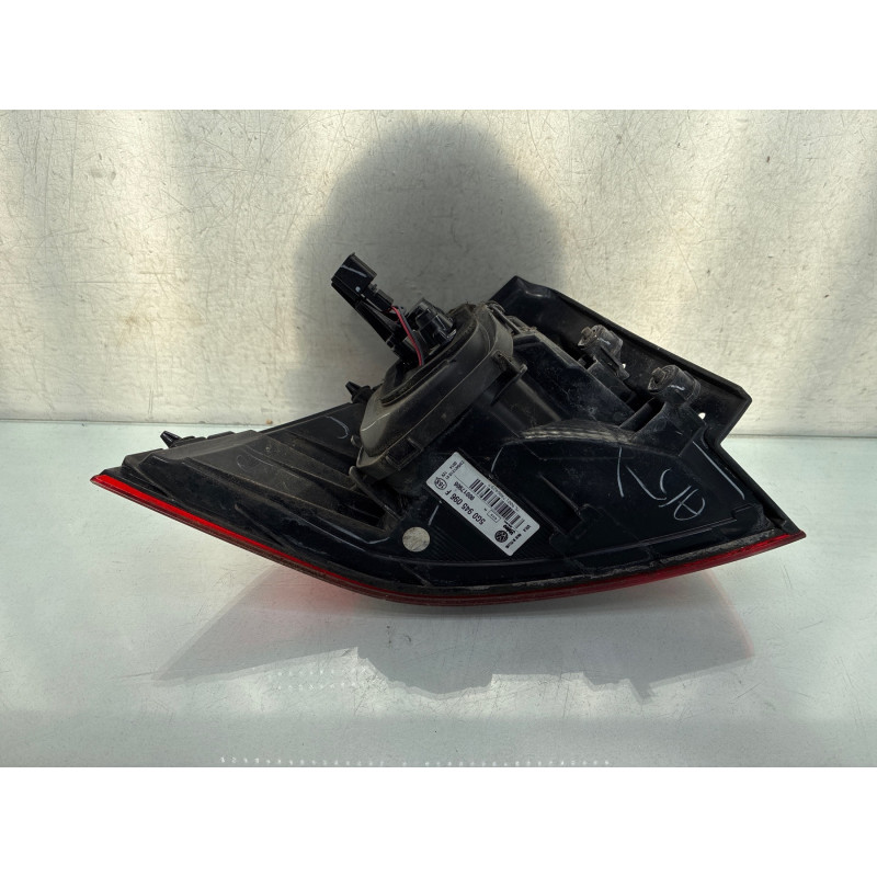 Feu arriere principal droit (feux) VOLKSWAGEN GOLF 7 Photo n°6