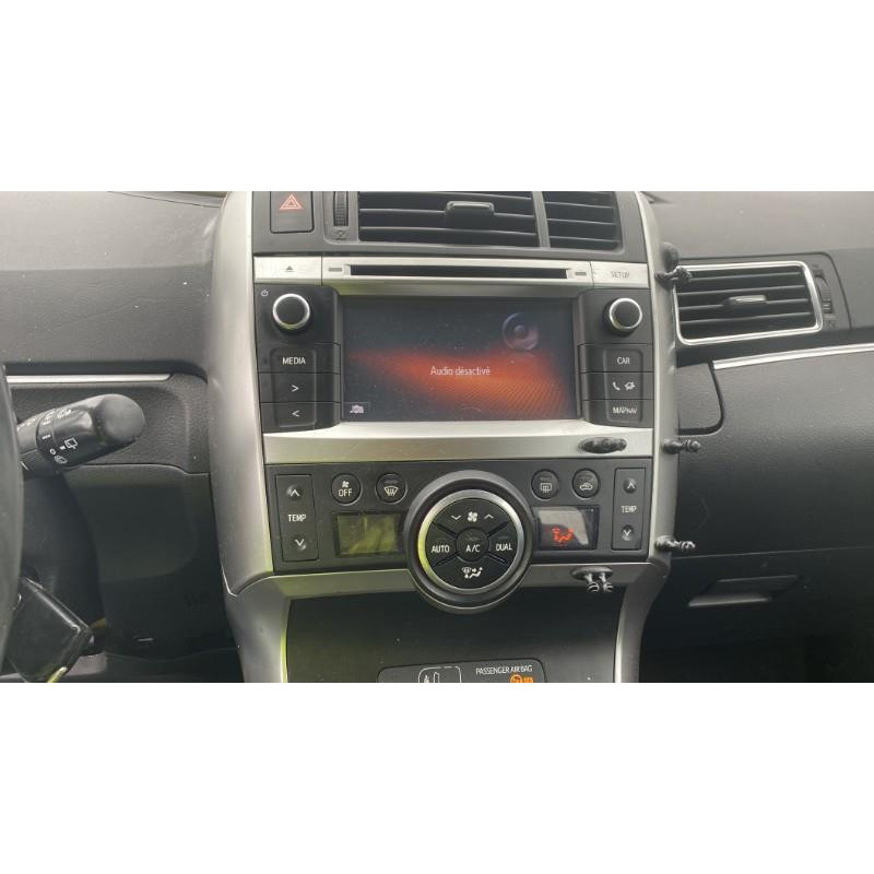 Vitre arriere gauche TOYOTA VERSO Photo n°9