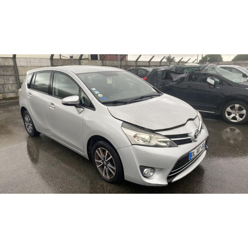 Vase d'expansion TOYOTA VERSO Photo n°4