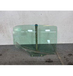 Vitre arriere droit PEUGEOT 207