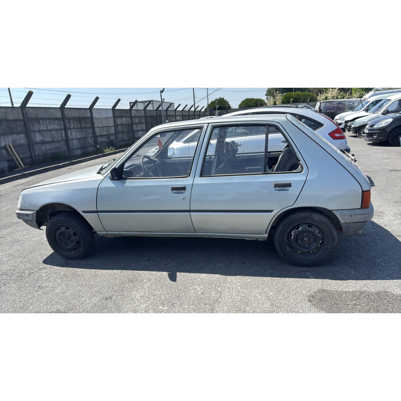 Demarreur PEUGEOT 205 Photo n°9