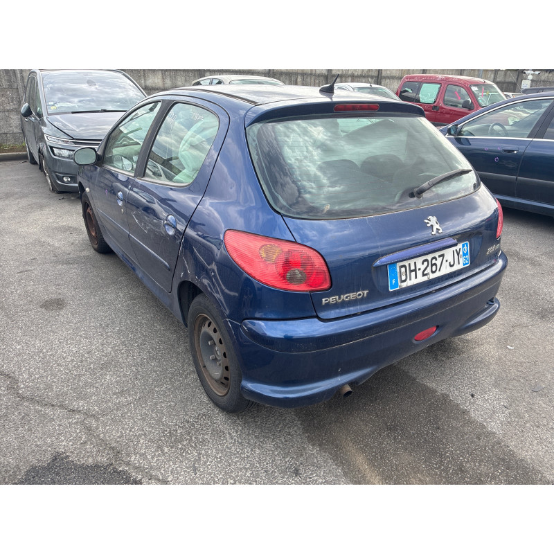 Pare choc avant PEUGEOT 206 Photo n°10