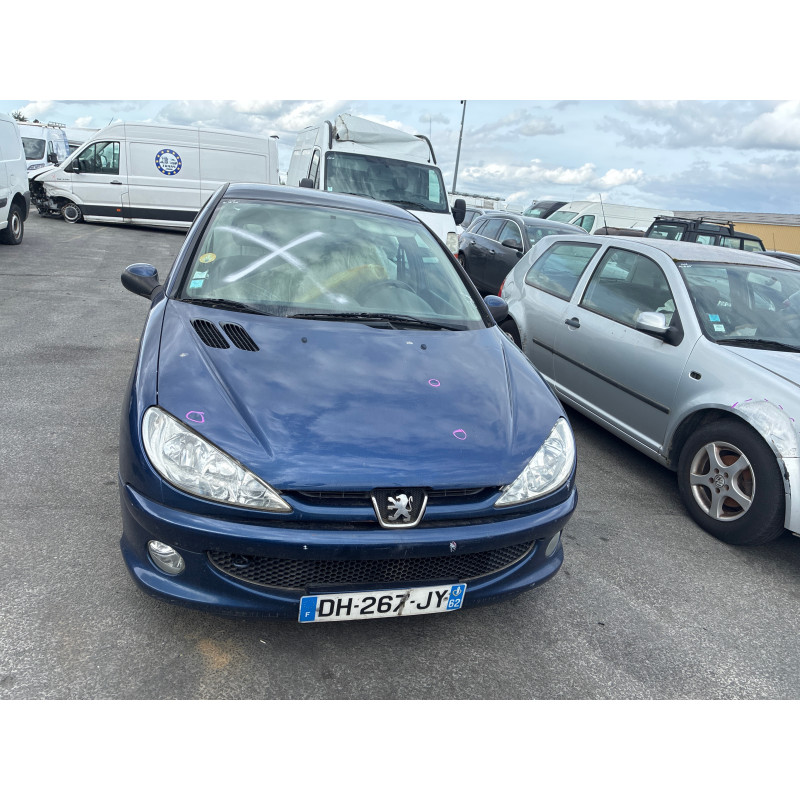 Pare choc avant PEUGEOT 206 Photo n°13