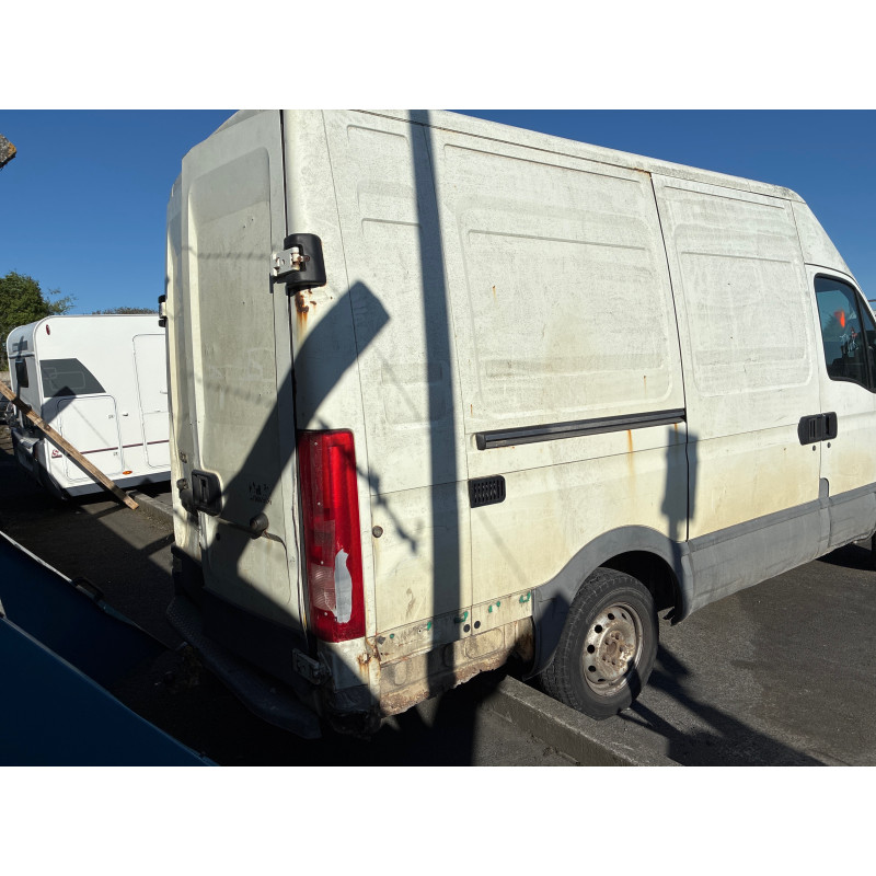Leve vitre electrique avant gauche IVECO DAILY 3 Photo n°6