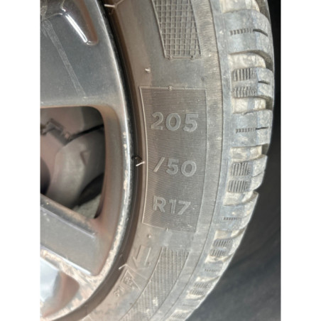 PEUGEOT 2008 1 PHASE 1 1.2 PURETECH - 12V TURBO