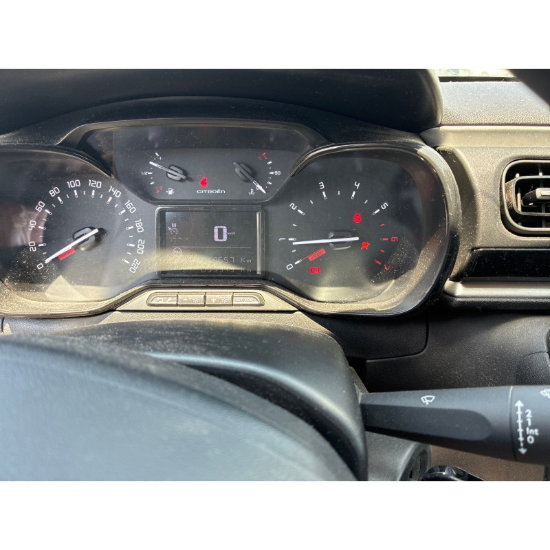 CITROEN C3 3 PHASE 1 1.2 VTI - 12V Photo n°4