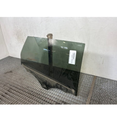 Vitre arriere droit LAND ROVER RANGE ROVER 1 EVOQUE Photo n°1