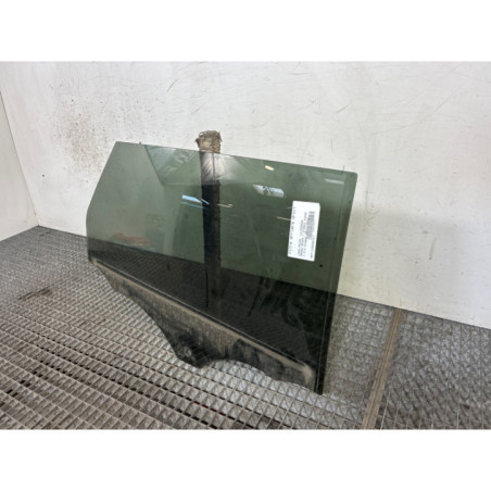 Vitre arriere droit LAND ROVER RANGE ROVER 1 EVOQUE Photo n°1
