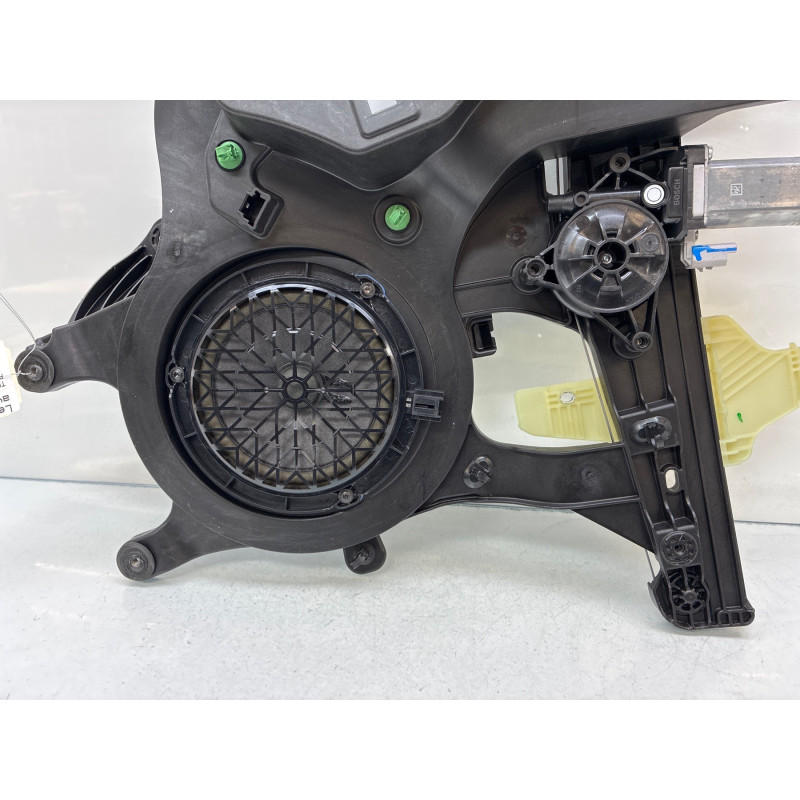 Leve vitre electrique avant droit TOYOTA PROACE 3 CITY Photo n°1