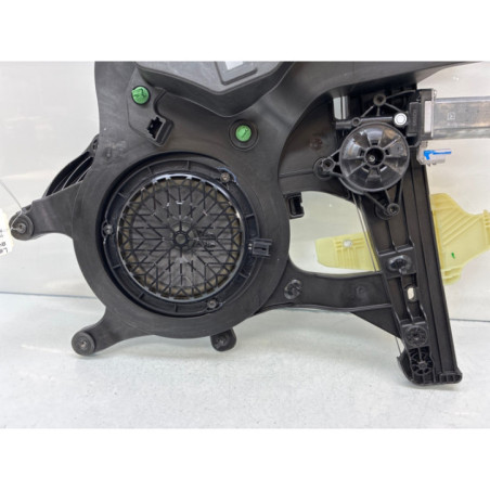 Leve vitre electrique avant droit TOYOTA PROACE 3 CITY Photo n°1