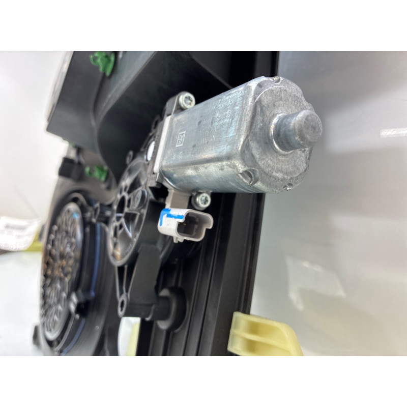 Leve vitre electrique avant droit TOYOTA PROACE 3 CITY Photo n°5