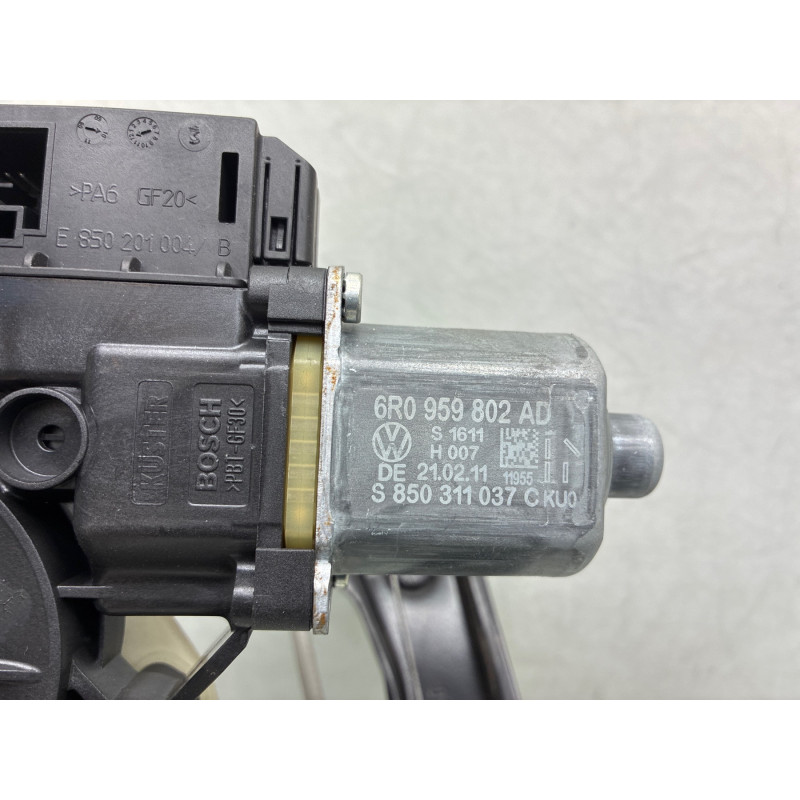 Leve vitre electrique avant droit VOLKSWAGEN POLO 5 Photo n°3