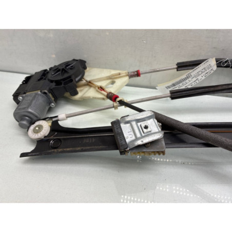 Leve vitre electrique avant gauche VOLKSWAGEN POLO 5