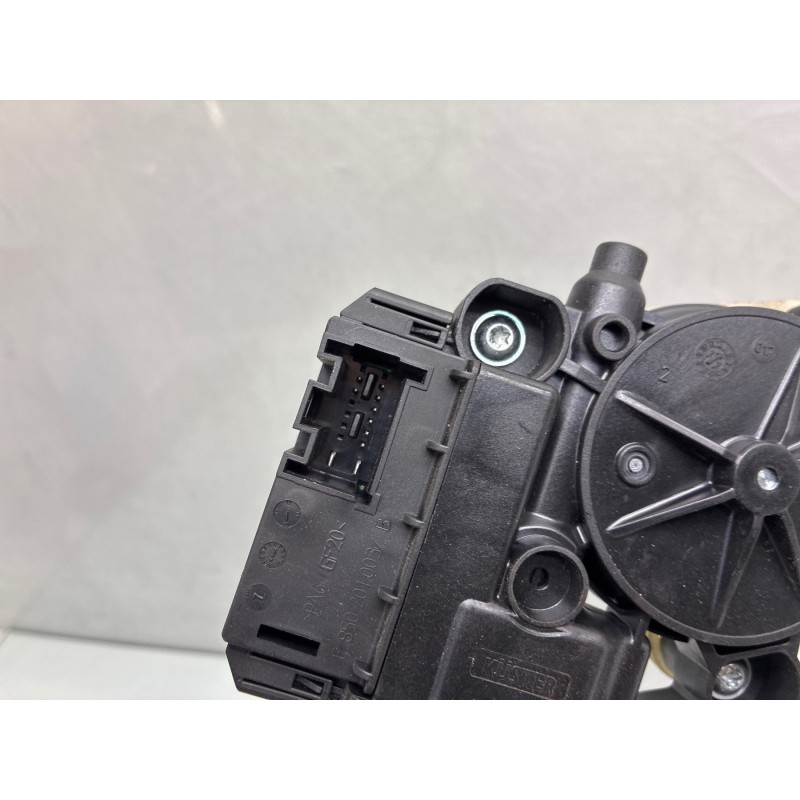 Leve vitre electrique avant gauche VOLKSWAGEN POLO 5 Photo n°4