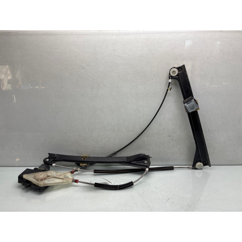 Leve vitre electrique avant gauche VOLKSWAGEN POLO 5 Photo n°6