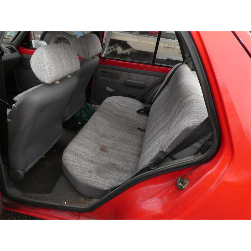 Vitre arriere gauche PEUGEOT 205 Photo n°7