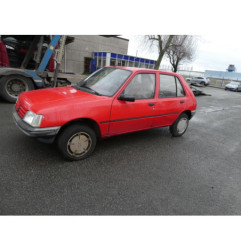Vitre arriere gauche PEUGEOT 205
