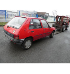 Vitre arriere gauche PEUGEOT 205