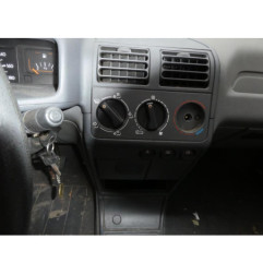 Vitre arriere gauche PEUGEOT 205