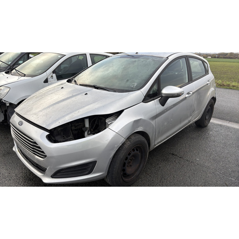 Vitre arriere gauche FORD FIESTA 6 Photo n°4