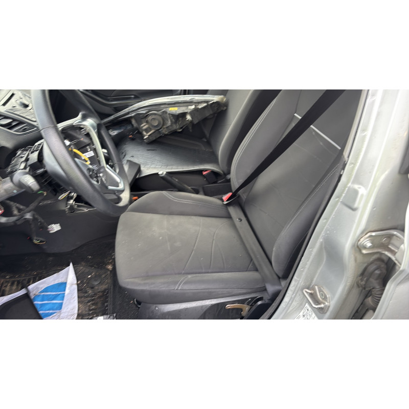 Vitre arriere gauche FORD FIESTA 6 Photo n°14