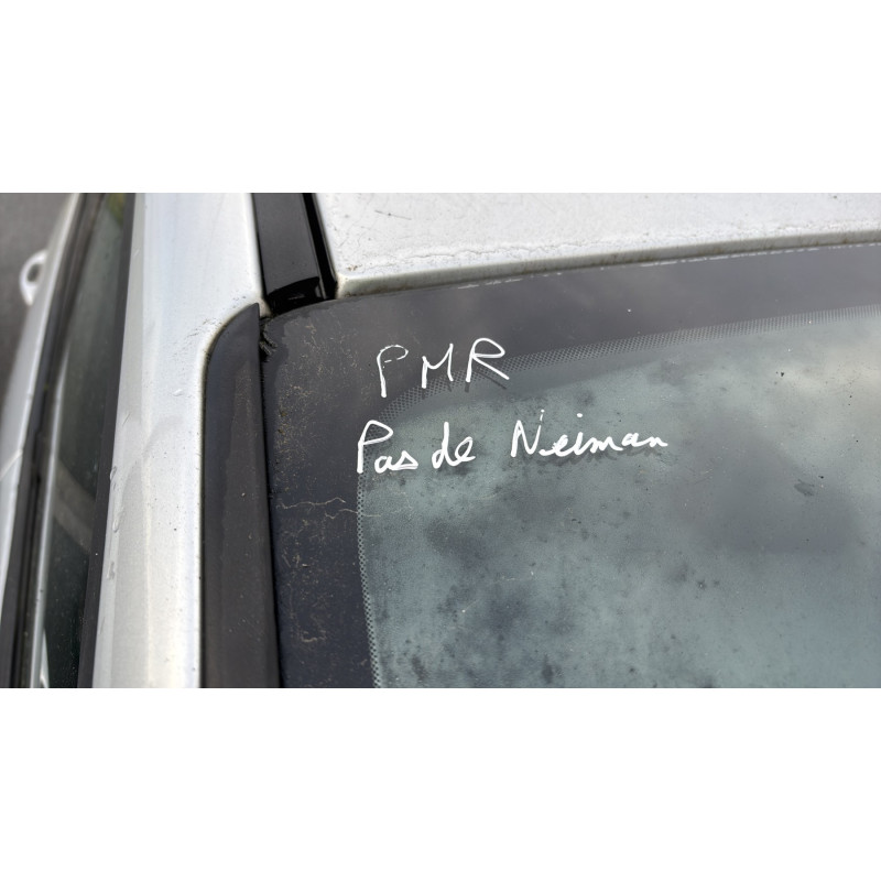 Vitre arriere gauche FORD FIESTA 6 Photo n°20