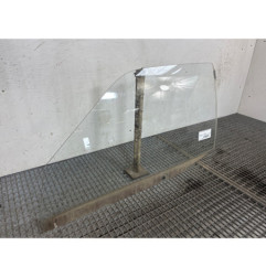 Vitre avant gauche PEUGEOT 106