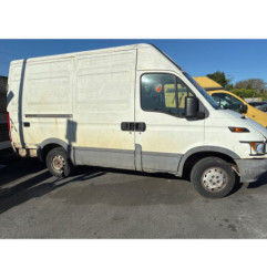 Vitre avant gauche IVECO DAILY 3