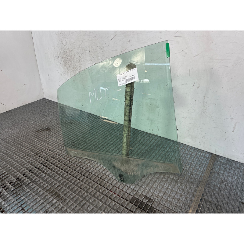 Vitre arriere droit FIAT PANDA 2 Photo n°1