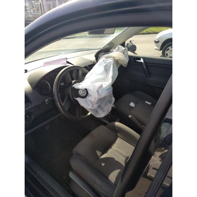 Leve vitre electrique avant droit VOLKSWAGEN POLO 4 Photo n°7