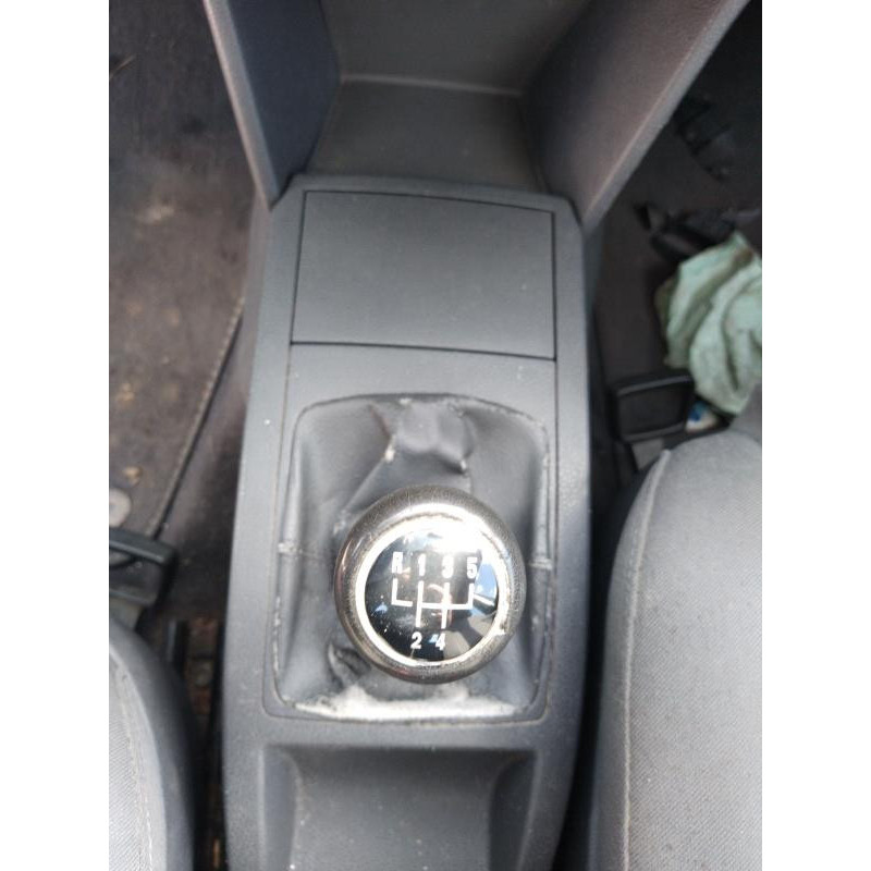 Leve vitre electrique avant droit VOLKSWAGEN POLO 4 Photo n°9