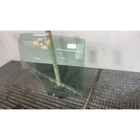 Vitre arriere droit RENAULT CLIO 5