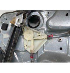 Leve vitre electrique avant gauche VOLKSWAGEN POLO 4